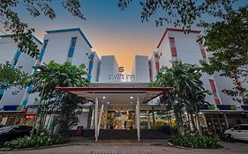 Swift Inn Aeropolis Airport